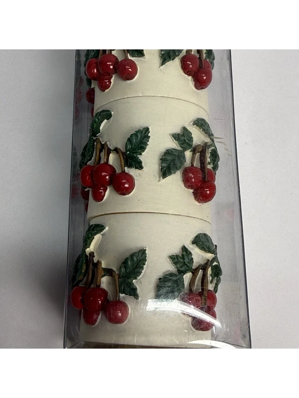 New Vintage Set 4 Cherry Napkin Rings Home with Meijer White Fruit Holder Round